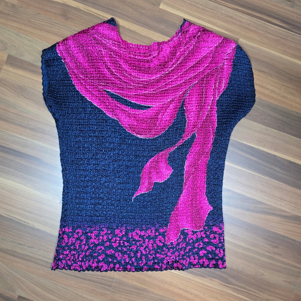 Eli New York Y2K Stretchy Popcorn Shirred Top Magenta Pink Navy Scarf Detail